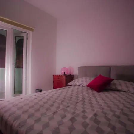 Appartement Maison Soleil - By The Airport